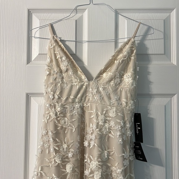 Lulu’s | Floral Midi Dress | Large | NWT | Rare Find ✨ - Picture 6 of 8